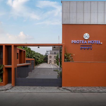 Protea Hotel By Marriott Luanda Exteriör bild